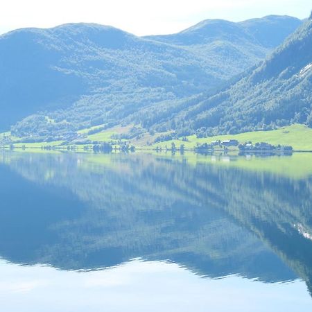 Lake View Holiday Stay In Jolster Ardal  Экстерьер фото